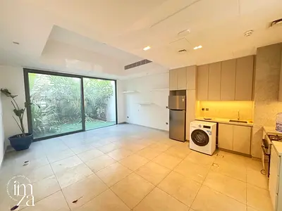 2BR Townhouse | Vacant | Kitchen Appliances