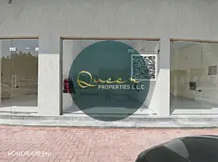 Large space / Prime and vibrant location / Close to services and amenities