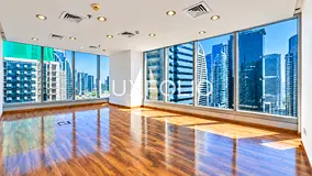 7 Parking | Near Metro | Lake Views