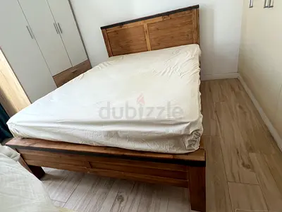 Solid wood bed