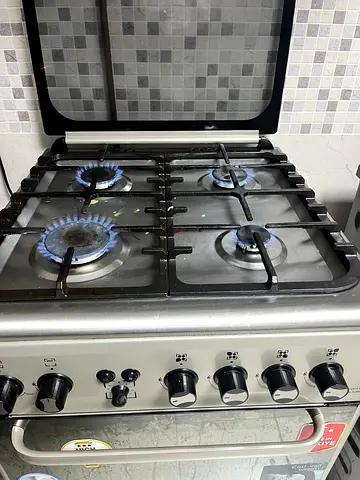 Cooking range urgent sale