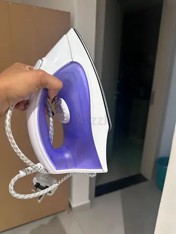 Used Philips Steam Iron - Good Working Condition