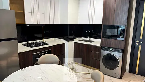 Brand new, Jacuzzi on balcony, amenities view