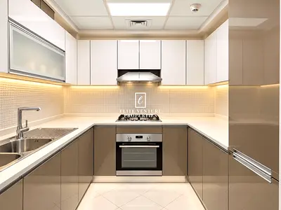 BRIGHT & SPACIOUS APARTMENT | FITTED KITCHEN