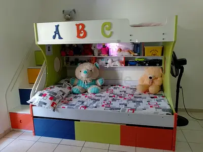 Pulaski ABC kids bunk bed with storage drawers and shelving - Excellent condition