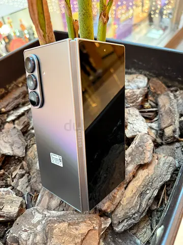 Samsung Galaxy Z Fold 7 256GB/Opeb Box 12 months warranty