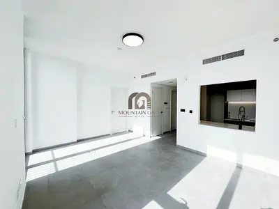 Master bedrooms | Open view | Freehold