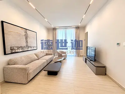 High Floor | Bright and Spacious | Vacant