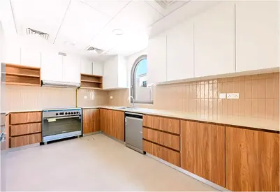 Vacant | Spacious Villa | Prime Location