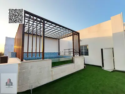 Townhouse for sale with a swimming pool at an attractive price, including registration fees.