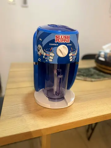 Slushie maker