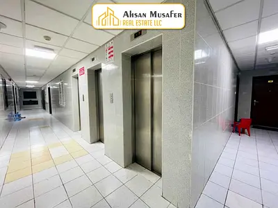 NO COMMISSION//SPECIOUS 2BHK APARTMENT || GYM FREE || KIDS PLAY AREA FREE || 10 DAYS FREE || FAMILY BUILDING ||