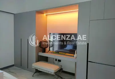Fully Furnished | Burj & Skyline View | Vacant
