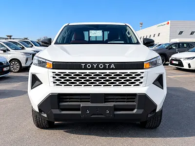 2027 Toyota Hilux DLS | 2.8L Diesel A/T | 4x4 | GCC Spec | Export