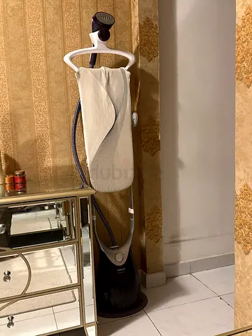 Steam iron from Philips