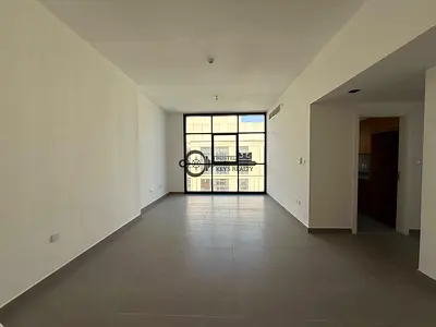 🏡 شقة جديدة كلياً للإيجار في الممشى – الشارقة