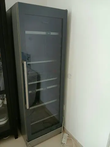 Siemens latest IQ700 model Wine Cooler Multi Temperature Function