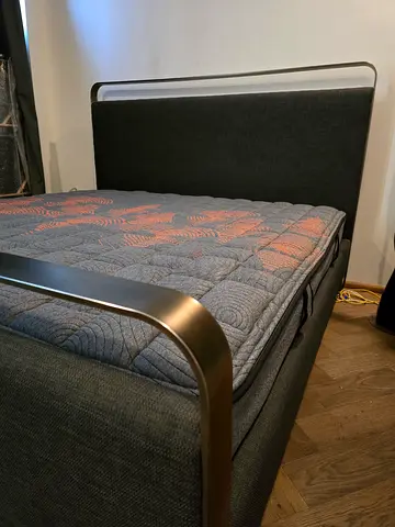 Crate and Barrel "Gwen" King Size bed with England's "SC100" mattress