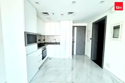 Chiller Free | Semi Furnished | Vacant