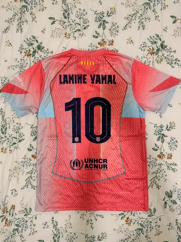 Lamine Yamal #10 Football Jersey - Adult Size (Used)