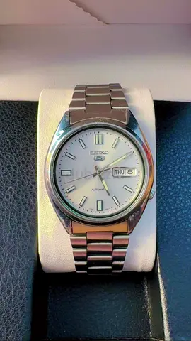 Seiko 5 Automatic Stainless Steel Men’s Watch — Day/Date, Silver Dial