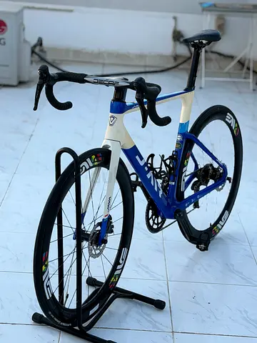 Java full Corban Road bike