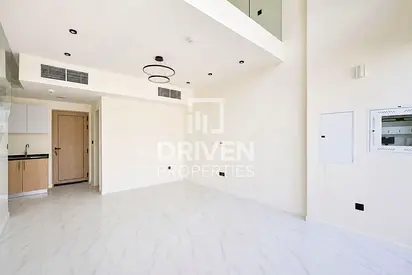 Modern | Flexible Cheques | Back and Front Yards