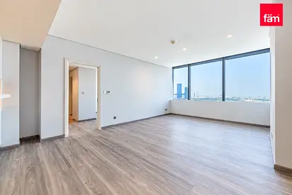 Rented | HighFloor | Renewed | Large Layout