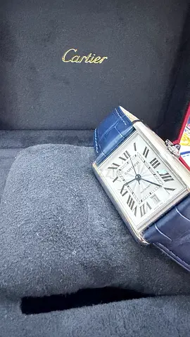 Cartier Tank Solo XL men's watch with blue leather strap and black strap (original )- good condition