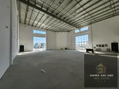Area: 5,500 sq. ft. | Electrical Capacity: 50 kW | Annual Rent: AED 425,000 | Location: Al Jurf Indu