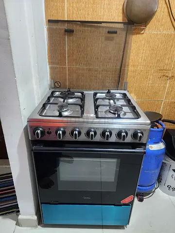 Midea four burner cooker