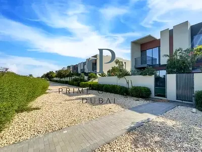 3 BR TH + Maids | Vacant Corner Unit | Park View