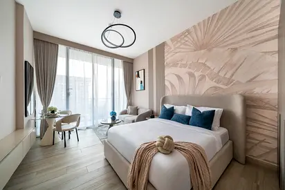Celestial Luxe | Serene Studio | Infinity Pool | All Bills Included| Monthly Stay