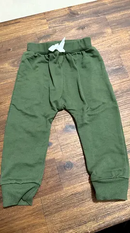 Baby pants and shorts, size 6-9