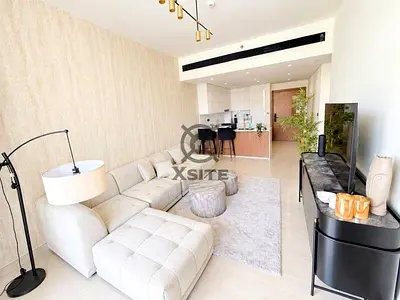 Modern Furnished | Vacant | Pool View