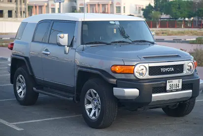 2022 Toyota FJ Cruiser GXR GCC Specs