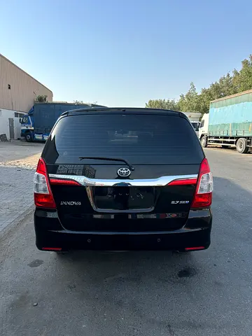 Toyota Innova 2015 SE+ GCC Specs