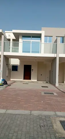 3BR Villa | Multiple Balconies | Street Views