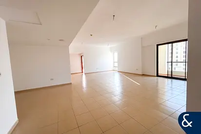 4 Bed plus Maids | High Floor | Sea View