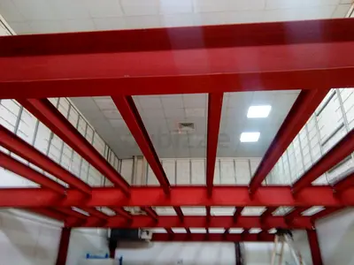 Mezzanine floor construction for warehouses