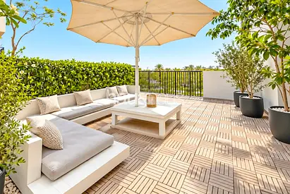 Double Height Ceilings | Large Layout | VOT