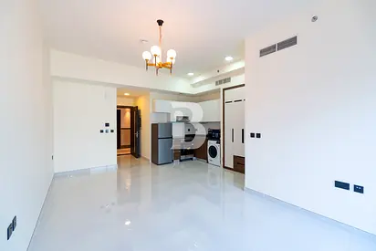 Vacant Studio | Kitchen Equipped | Road View