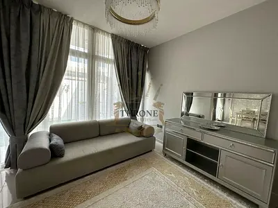 Fully Furnished 3BR Townhouse | 10/10 Condition