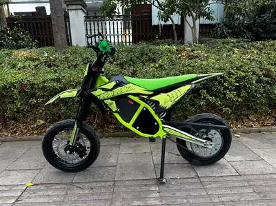 Megawheels ThunderVolt Mini-Z Electric Dirt Bike – Unleash the Thrill of Every Ride!