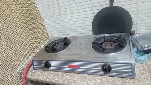 Geepas stove and calendar for urgent sale