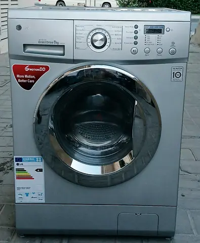 LG 8kg washing machine good condition