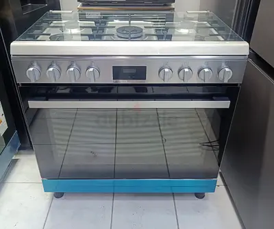 Bosch brand Stainless Steel 5-Burner Gas Range with Large Oven - Good Condition