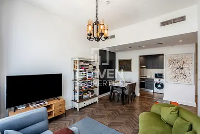 Upgraded | High Floor | Available 1st December