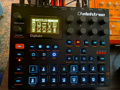 Elektron Digitakt 8-Voice Digital Drum Computer & Sampler - Excellent Condition