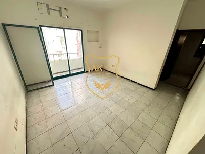 Spacious 1 BHK Family Flat on Main Road | Balcony | Free Parking